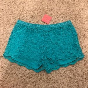 Mossimo lace detail shorts